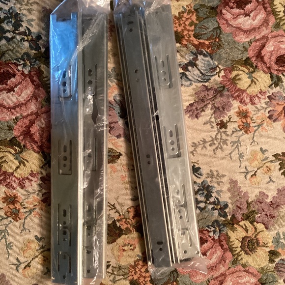 Two Pair (4) 18” Full Extension Side Mount Ball Bearing Drawer Slide Set - Picture 1 of 2